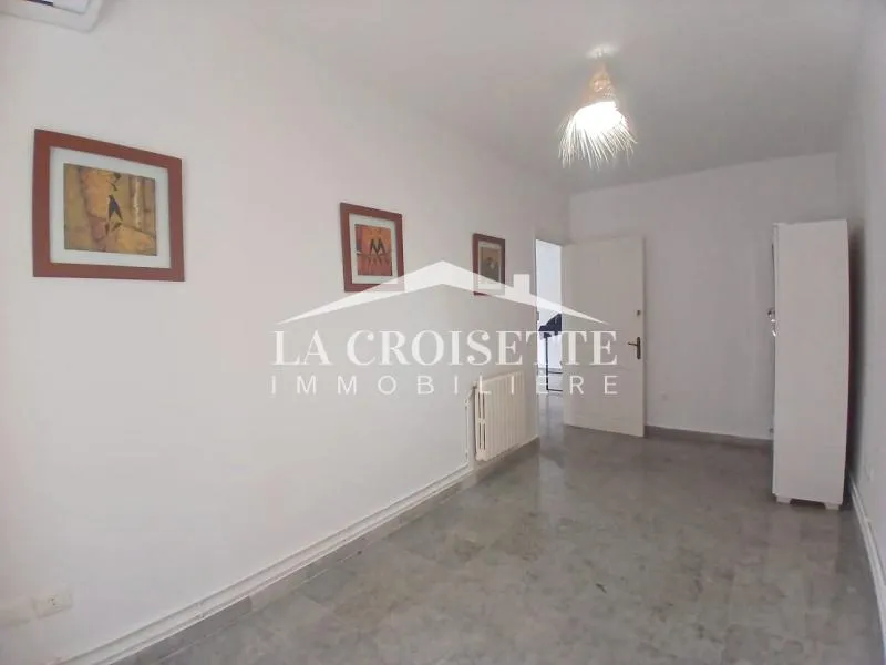 Appartement s3 vide ou meublé à La Marsa MAL2164