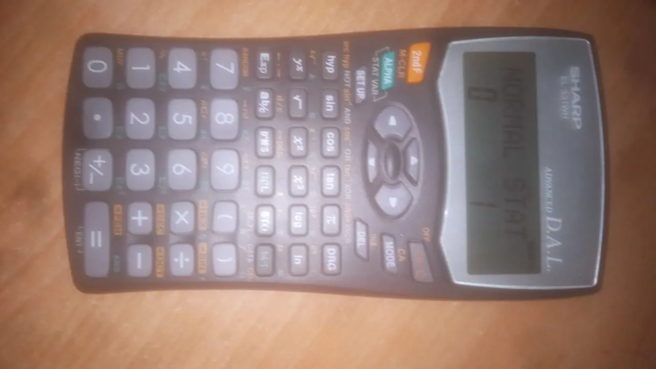 Calculatrice Scientifique SHARP