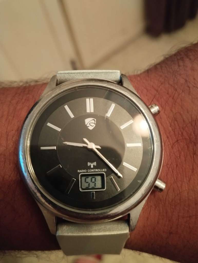 Montre Radio Contrôlée RDS
