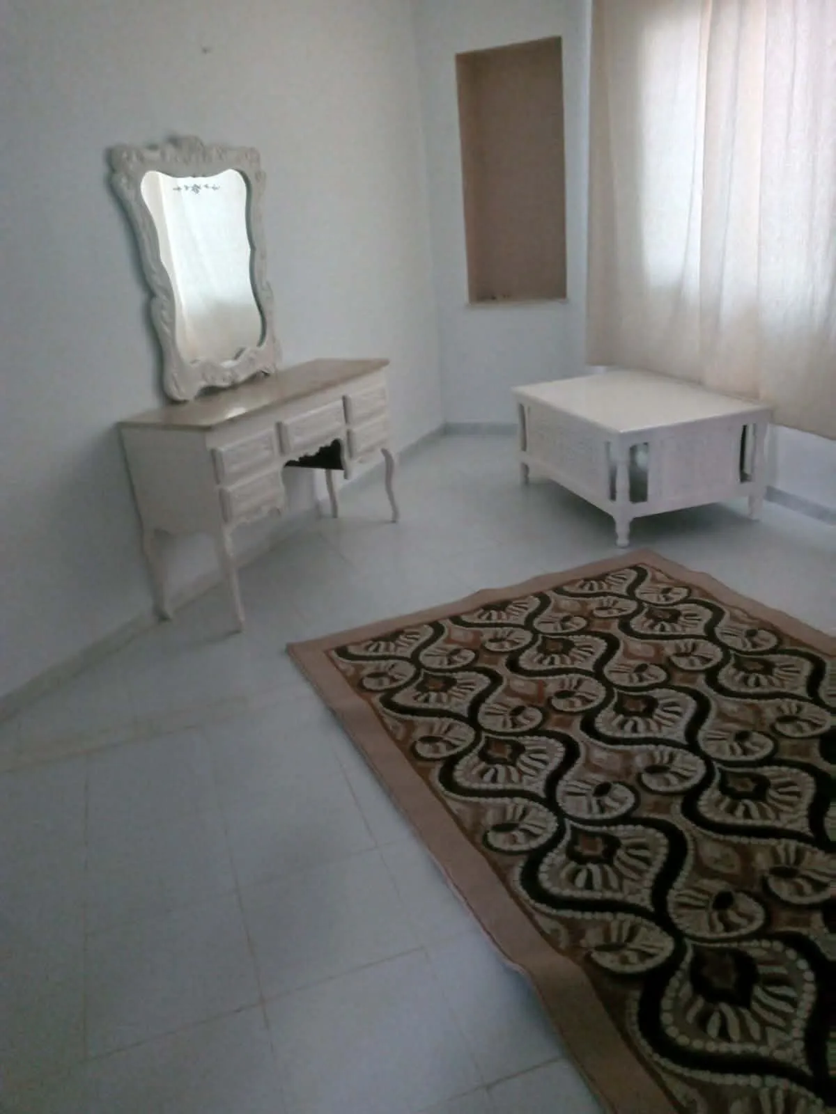 A louer un rez de chaussée d'une  villa pour longue durée à Corniche , Bizerte