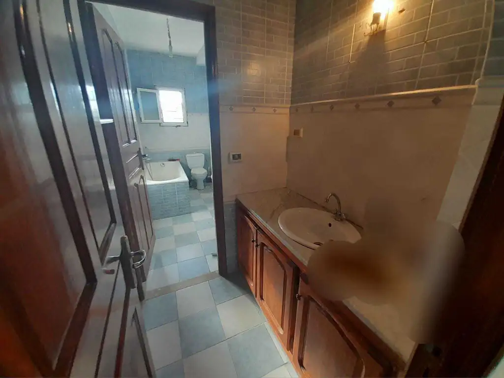 À Vendre : 2 appartements à Akouda (Rue République) – Titre bleu - photo 8