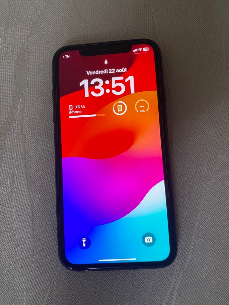 iPhone 11