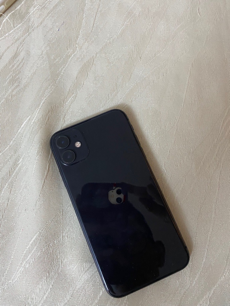 iPhone 11