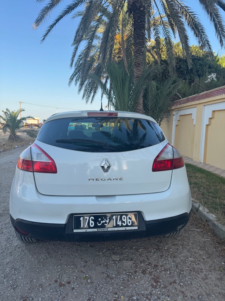 Mégane 3 en tres bonne etat.