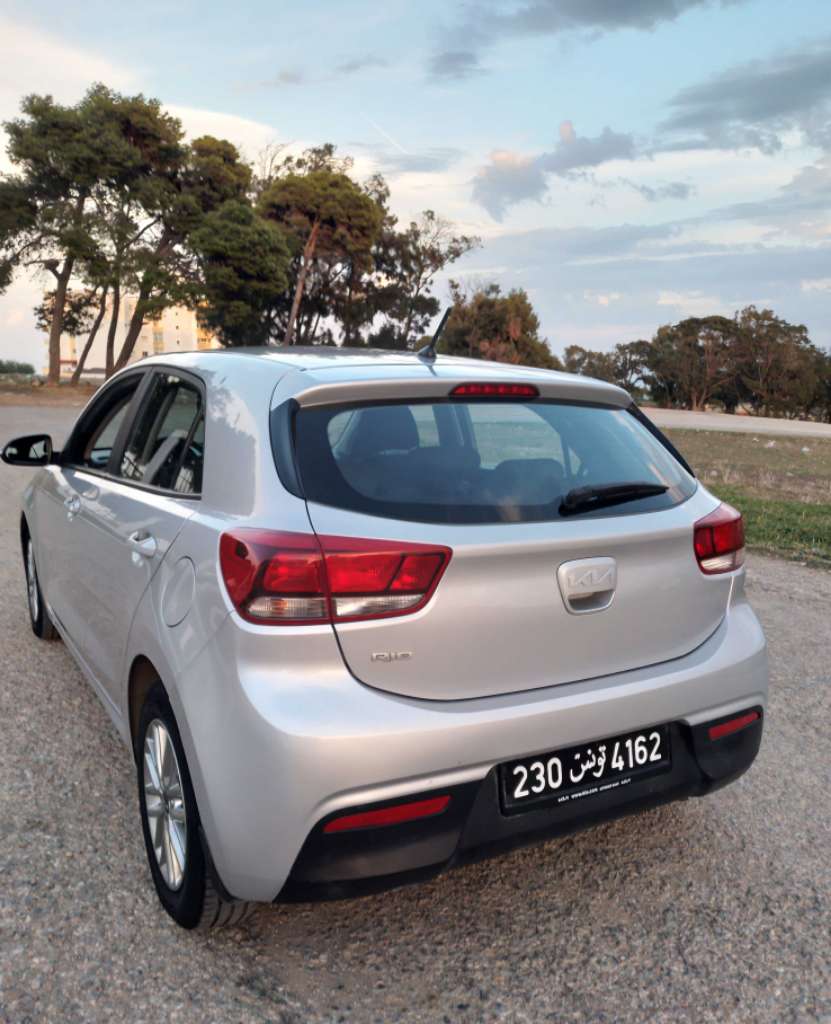 KIA RIO NEUF ETAT ORIGINE