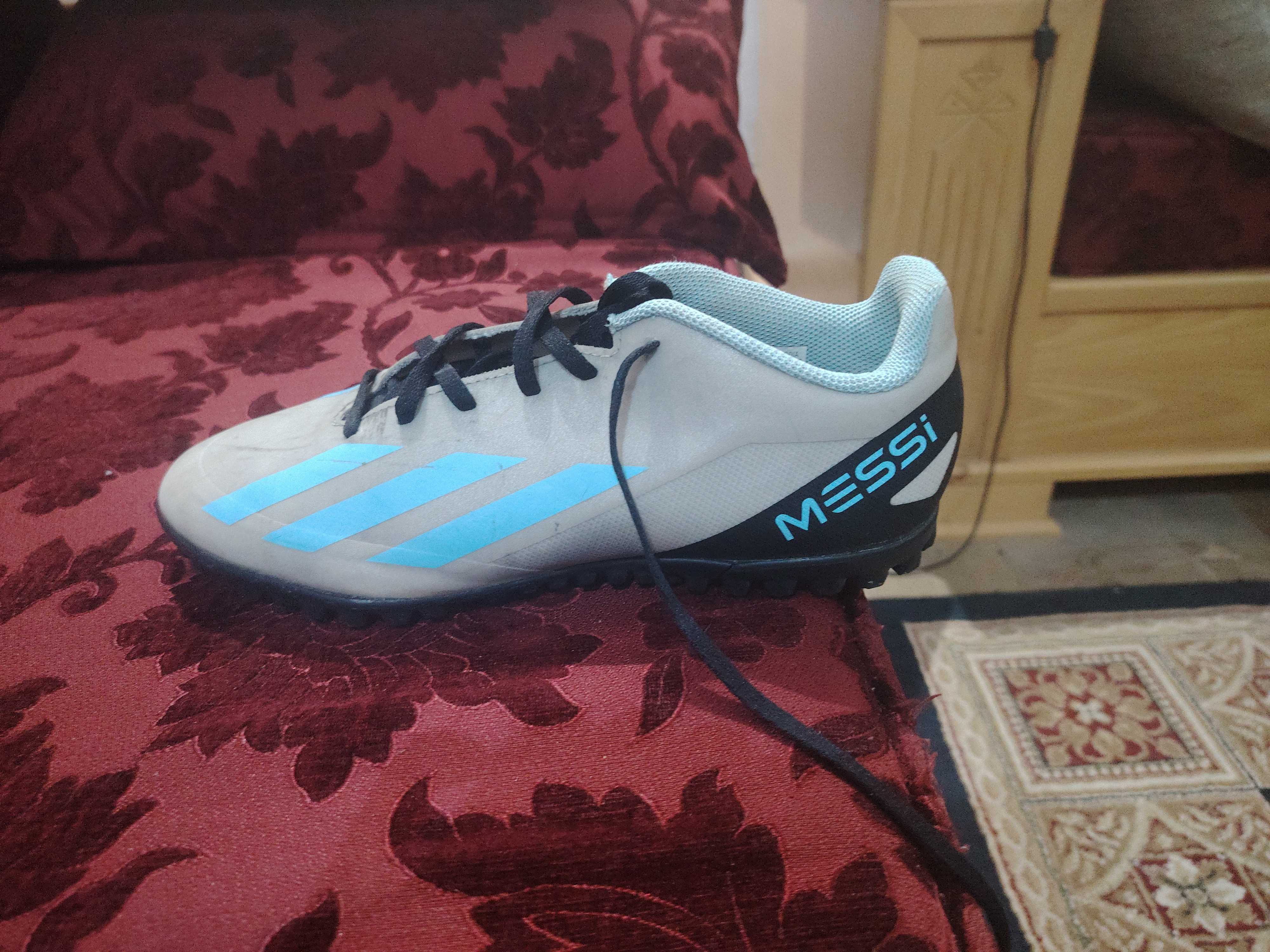 Demi crampon adidas crazyfast MESSI