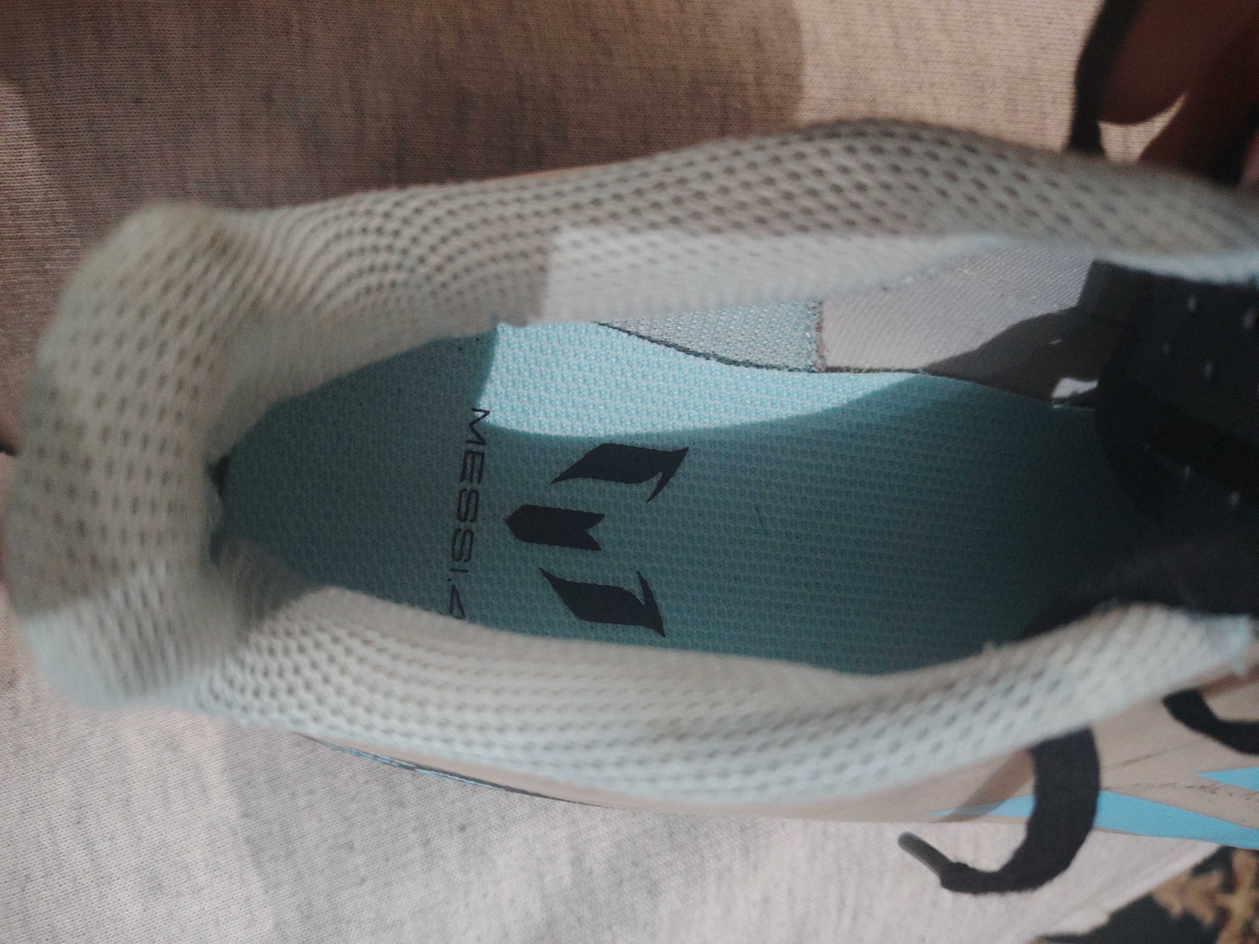 Demi crampon adidas crazyfast MESSI