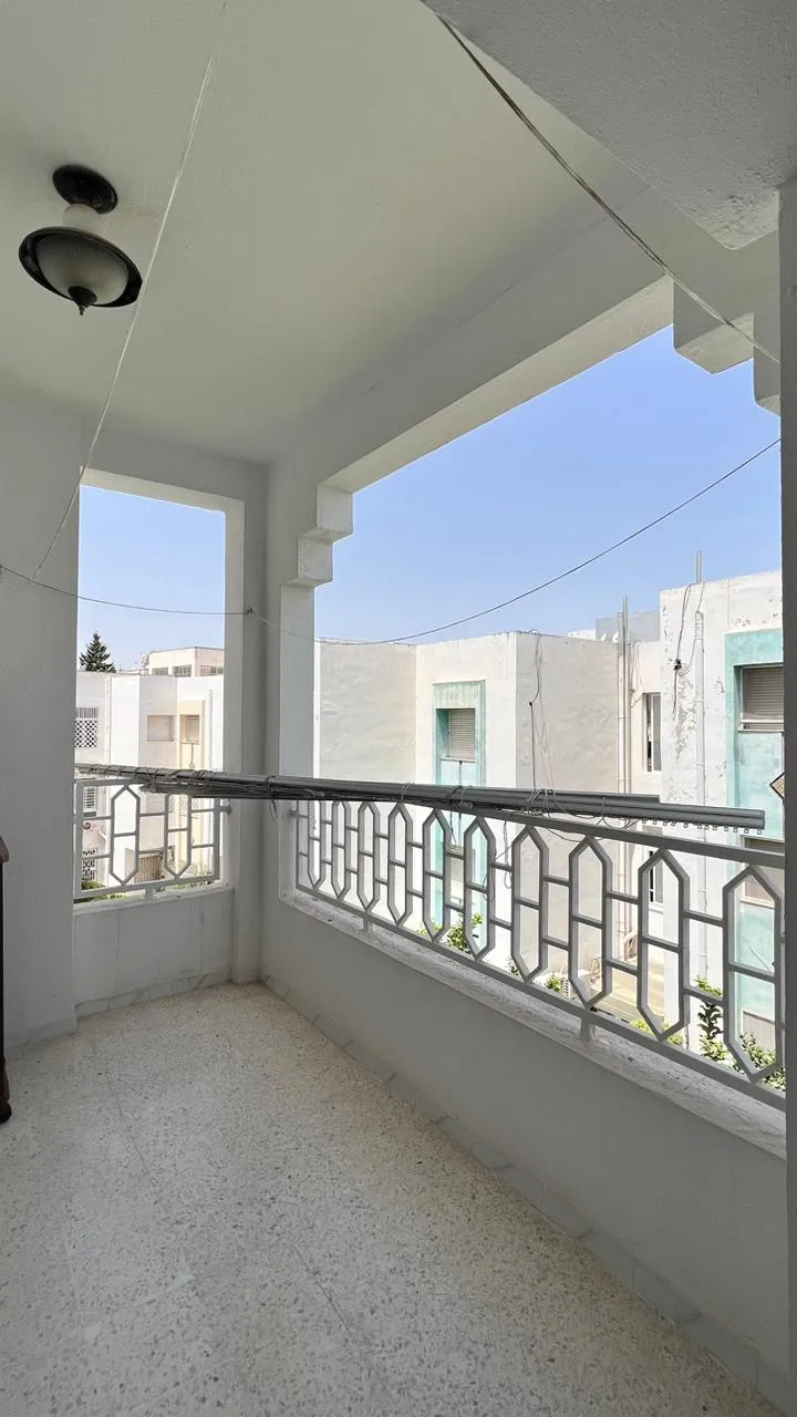 Location S3 vide à L'aouina