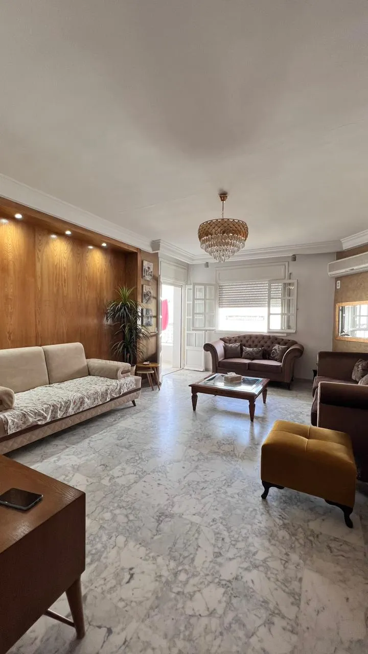 Location S3 vide à L'aouina