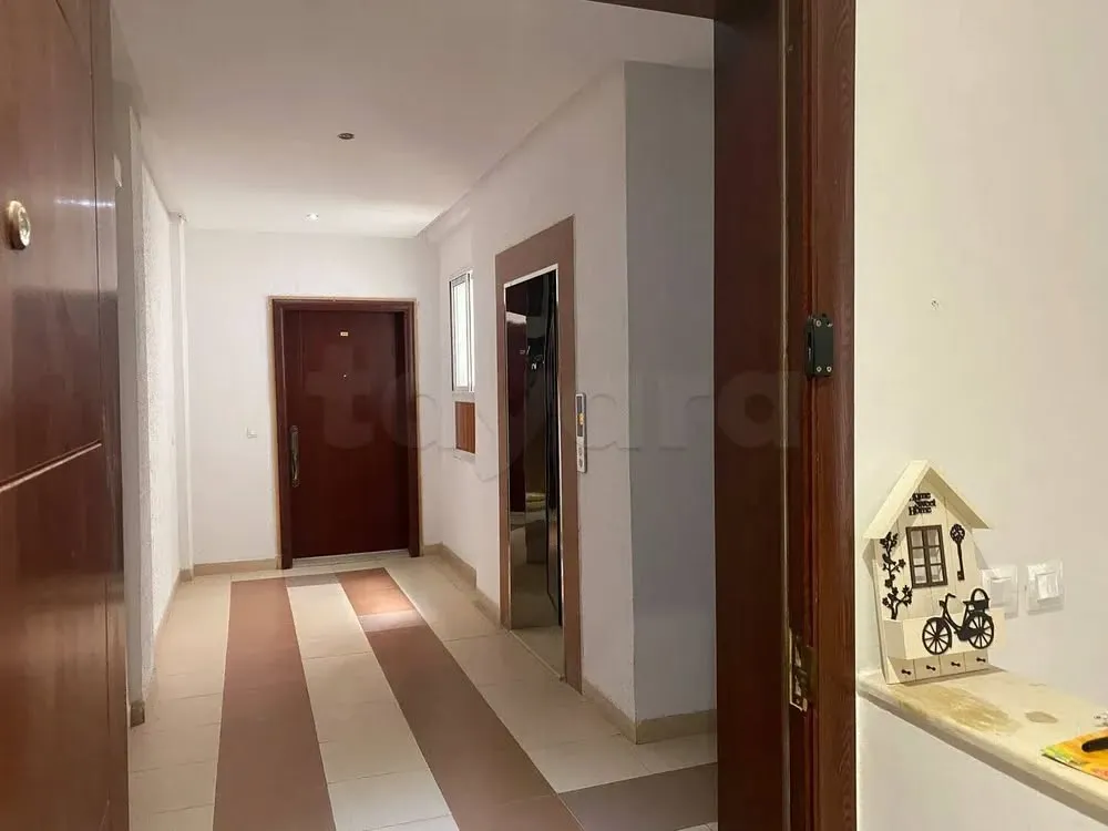 'un appartement 1ére étage S+2 haut standing meublé situé à MENZAH 7 BIS
