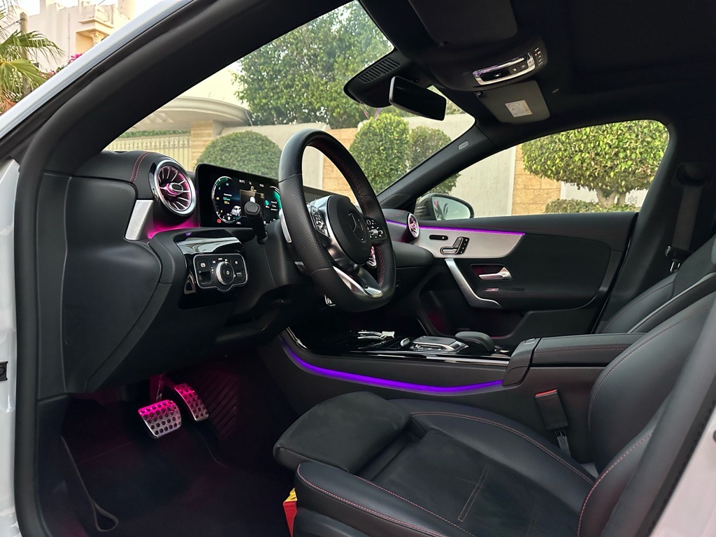 Mercedes cla 250e Amg Line pack night full options  neuf neuf 