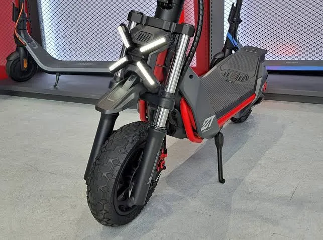 E-Scouteur (e-kickscouter) Segway zt3 pro 