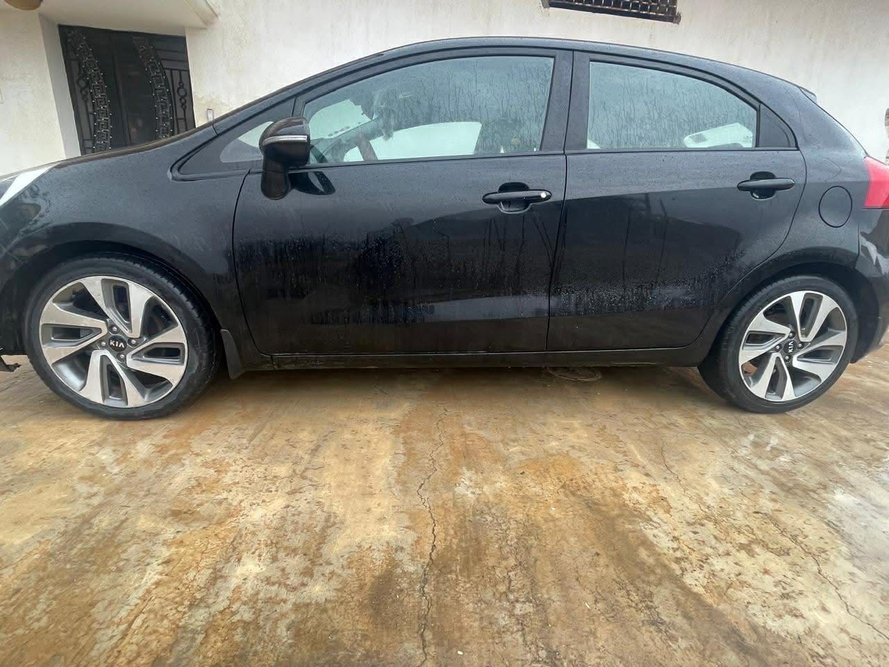 À Vendre – Kia Rio Coupé 2017 – 1ère Main – Propriétaire Direct