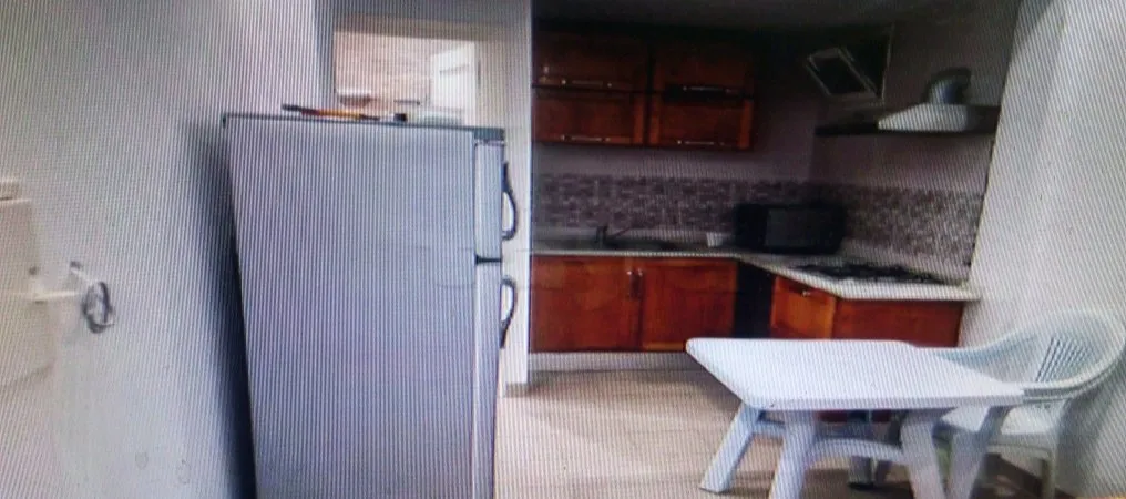 un appartement meublé s+1 au RDC a louer situé a Soukra Prés de Pharmacie Kamoun