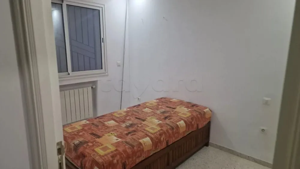 un appartement meublé s+1 au RDC a louer situé a Soukra Prés de Pharmacie Kamoun