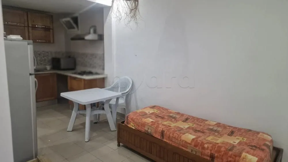 un appartement meublé s+1 au RDC a louer situé a Soukra Prés de Pharmacie Kamoun
