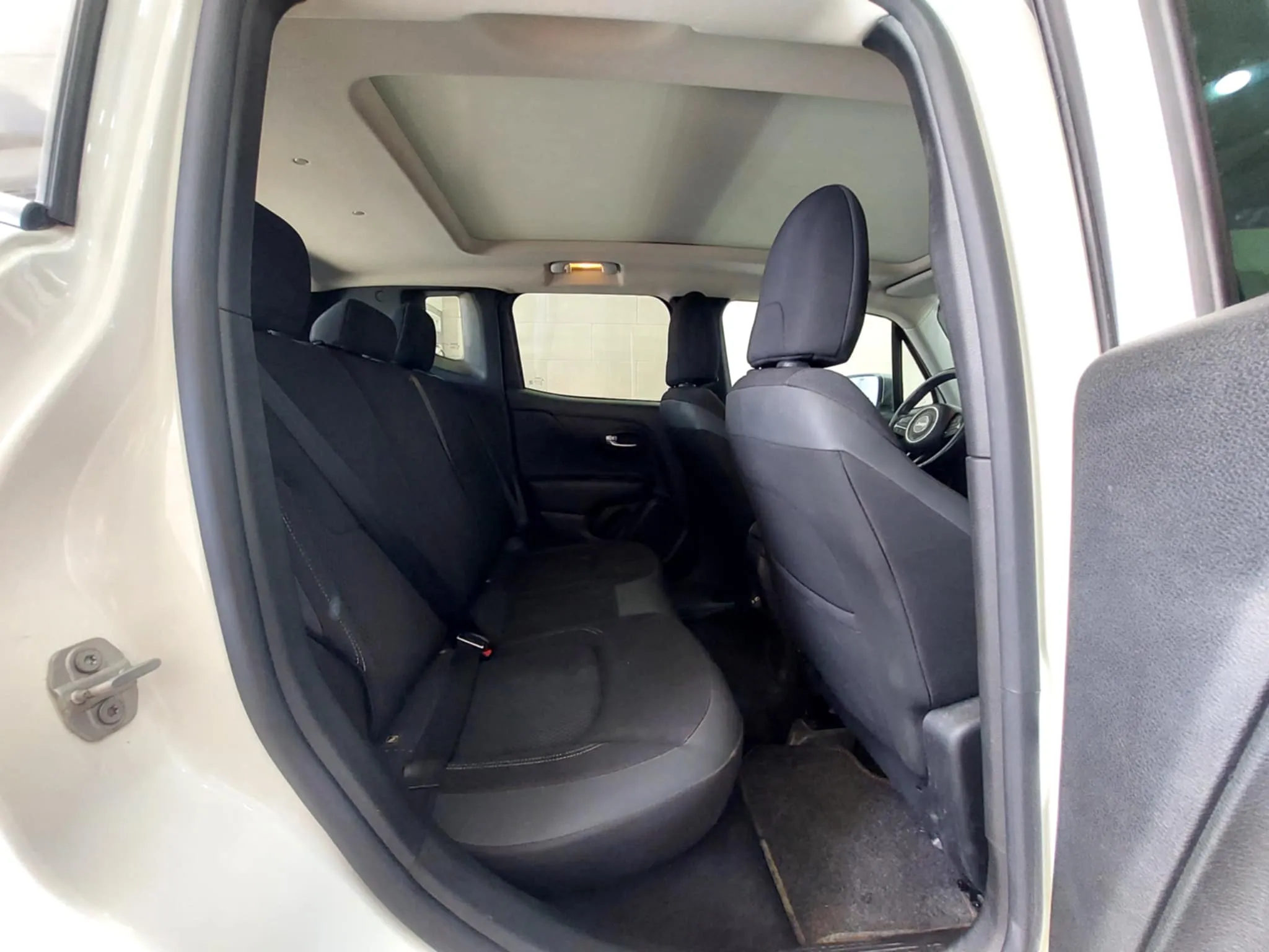 Jeep Renegade 1.4 Turbo 4x2 Limited BVA - TEL 98479647-21140009