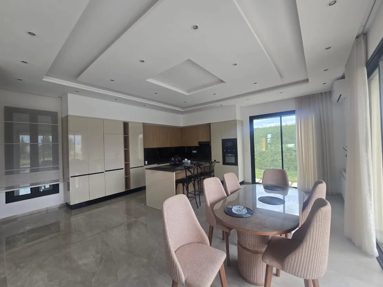 Magnifique villa avec piscine à RMILA pré Mall of Sousse