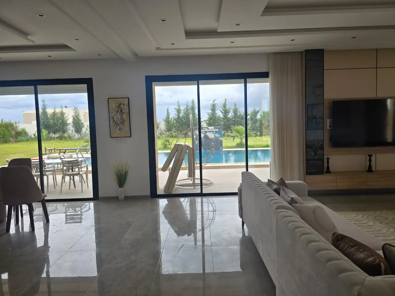 Magnifique villa avec piscine à RMILA pré Mall of Sousse