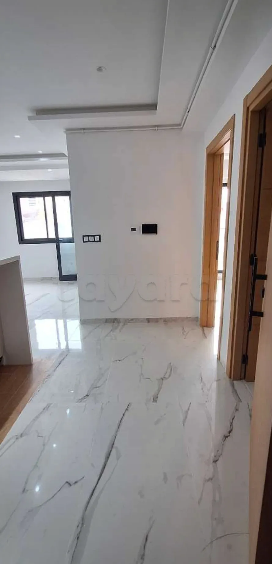 Location S1 vide à Jardin D'El Menzah 2