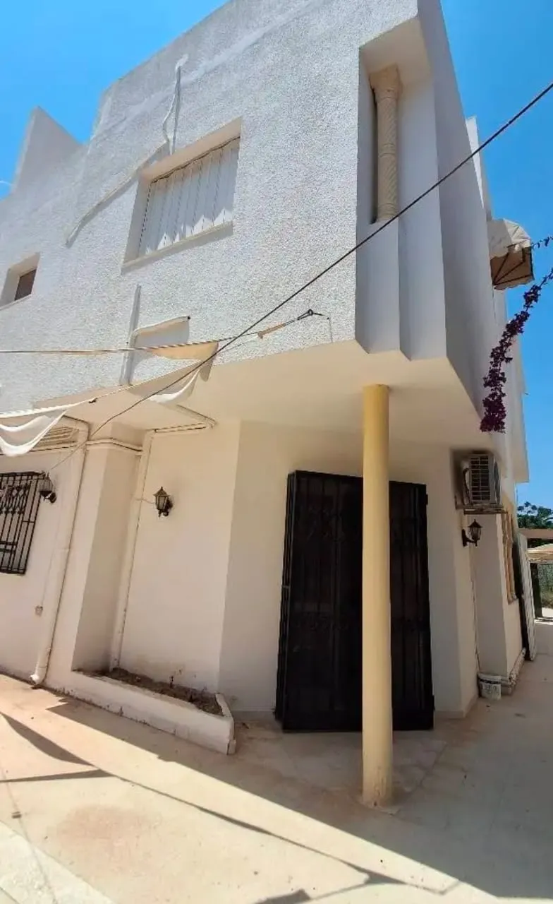 A VENDRE VILLA À CHATT_MARIEM COTÈ MER