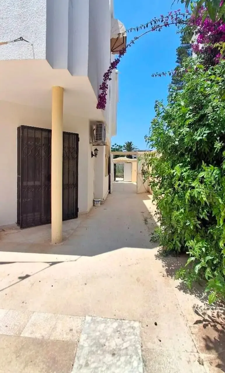 A VENDRE VILLA À CHATT_MARIEM COTÈ MER