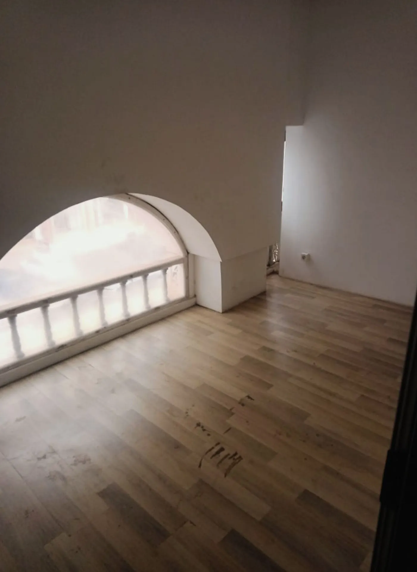 cité Ennasr Bureau 420 dt / mois