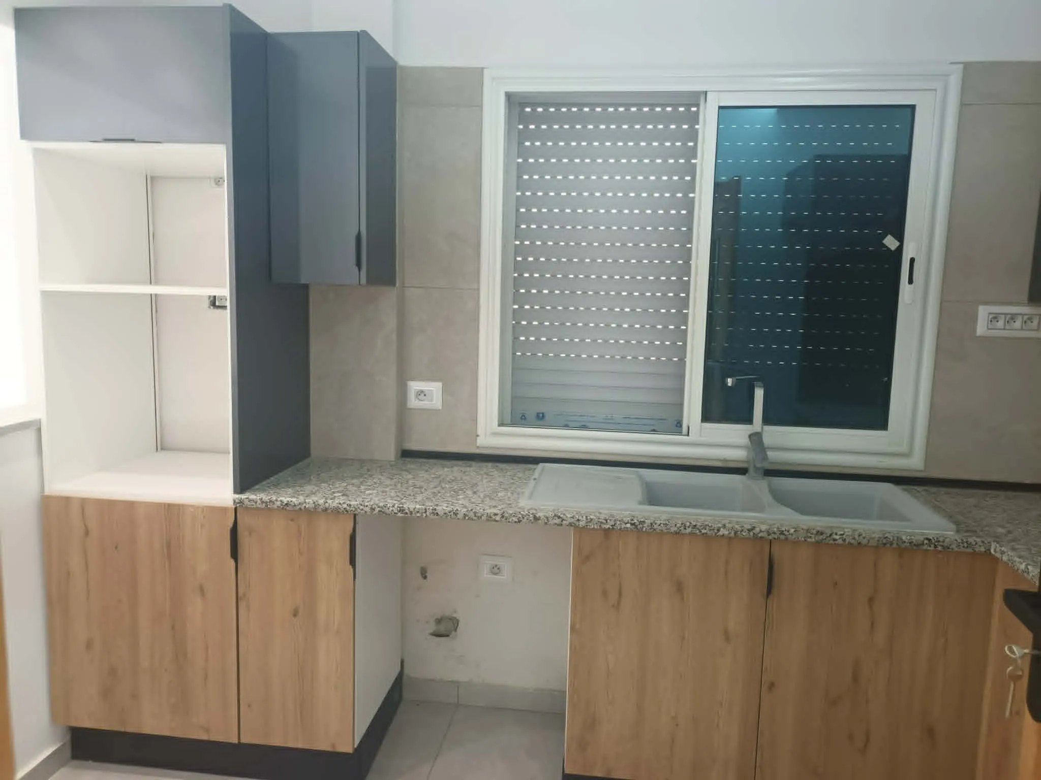 Un magnifique appartement neuf S+2 a louer pour longue durée au début de corniche Bizerte