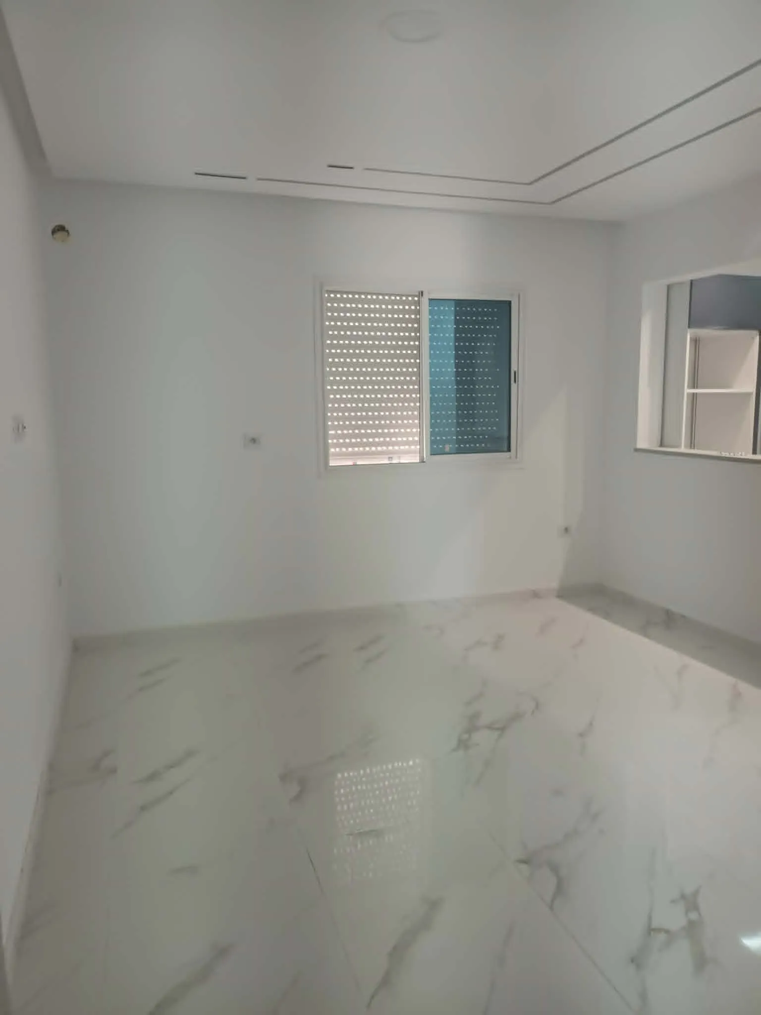 Un magnifique appartement neuf S+2 a louer pour longue durée au début de corniche Bizerte