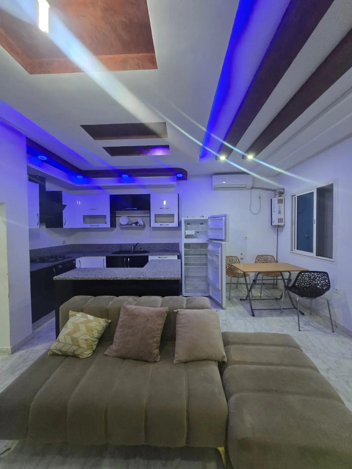 A vendre belle appartement S2 vue mer chatt mariem