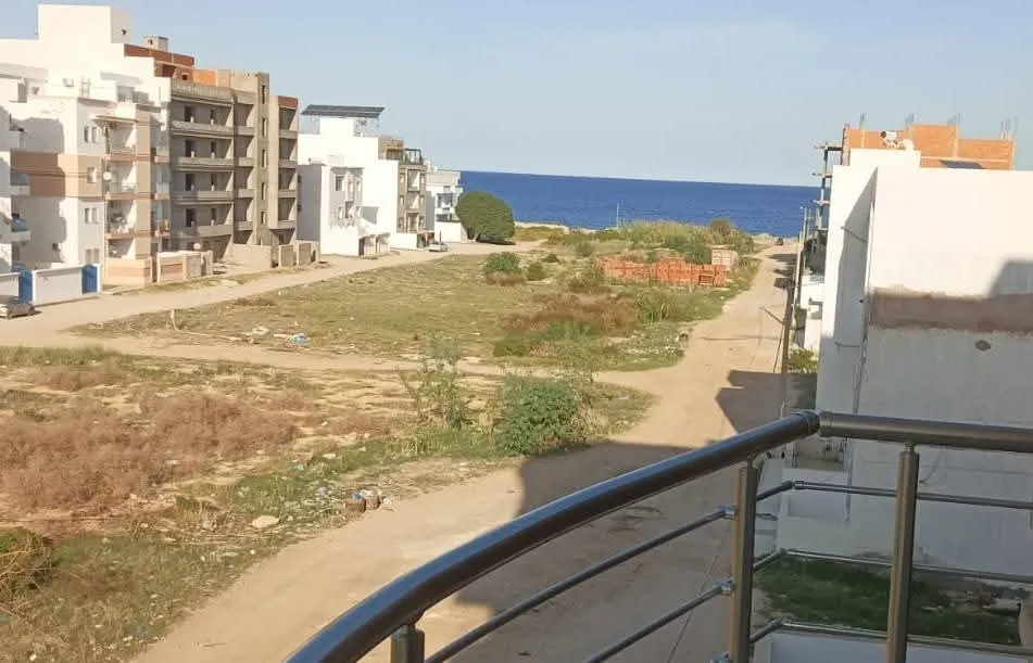 A vendre belle appartement S2 vue mer chatt mariem