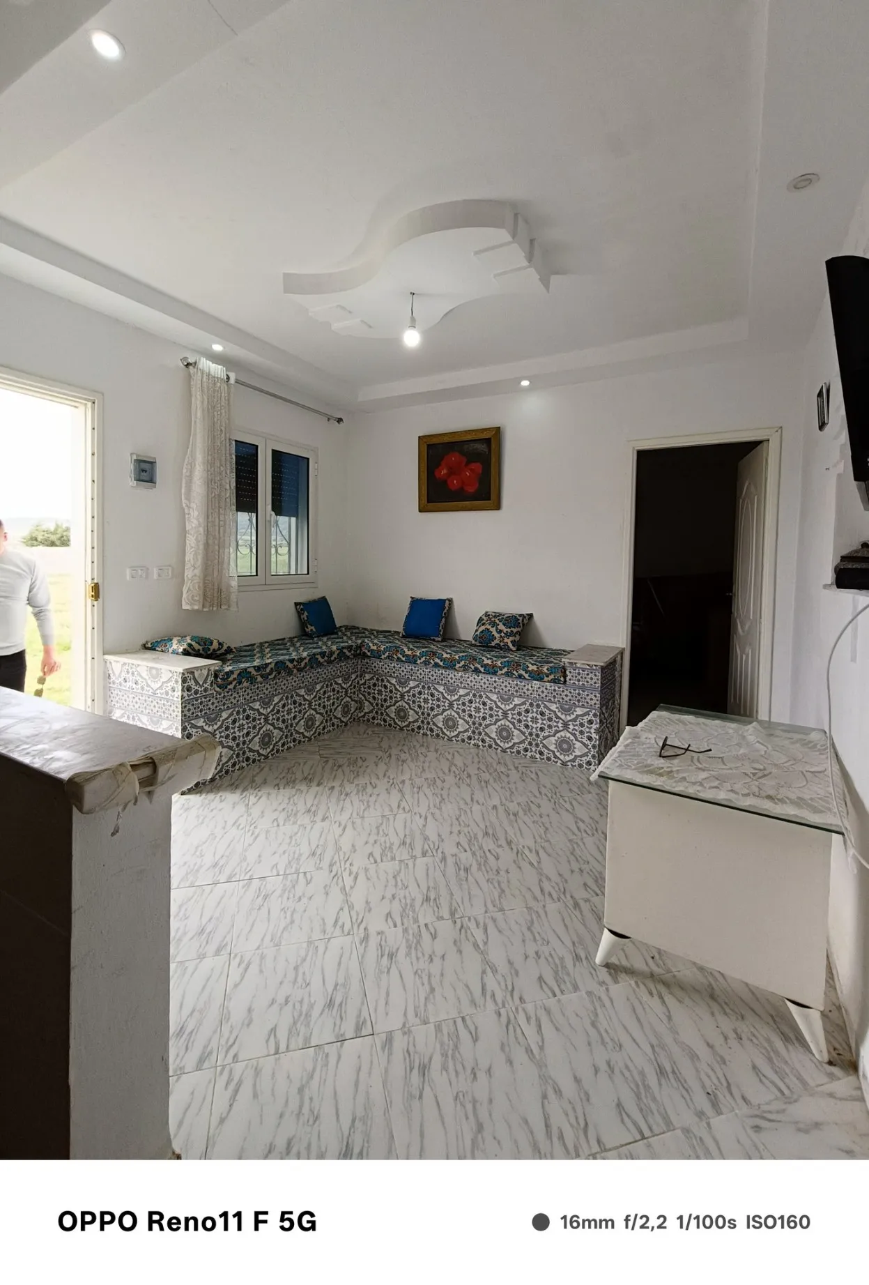 للبيع منزل مع ستوديو في الهوارية طريق الشاطئ 5 دقائق على البحر مستقلين