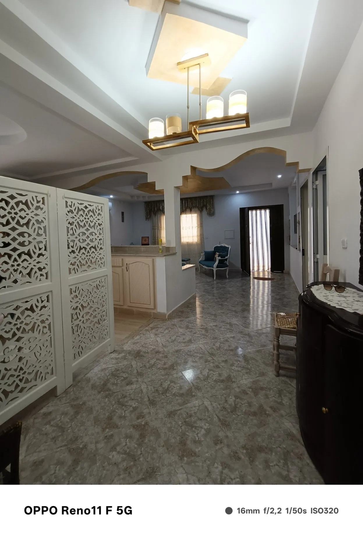 للبيع منزل مع ستوديو في الهوارية طريق الشاطئ 5 دقائق على البحر مستقلين