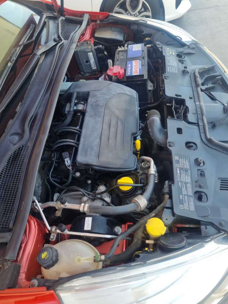 Clio dynamique moteur symbole 1.2