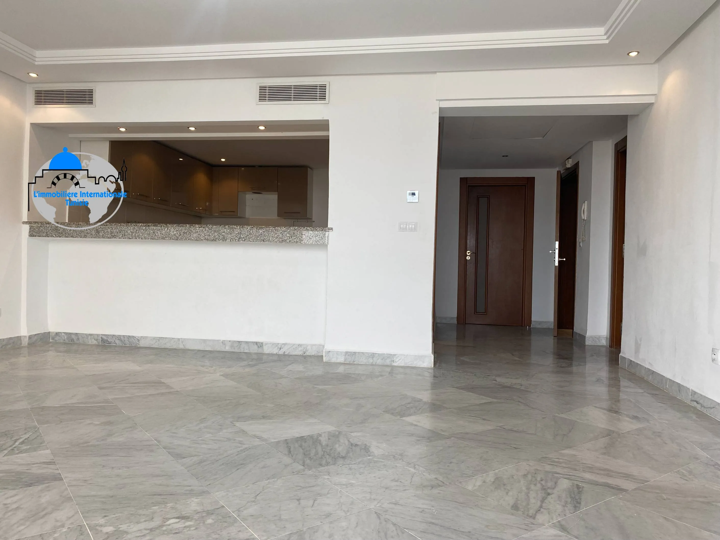 Appartement S+3 à Louer -Route touristique Sousse