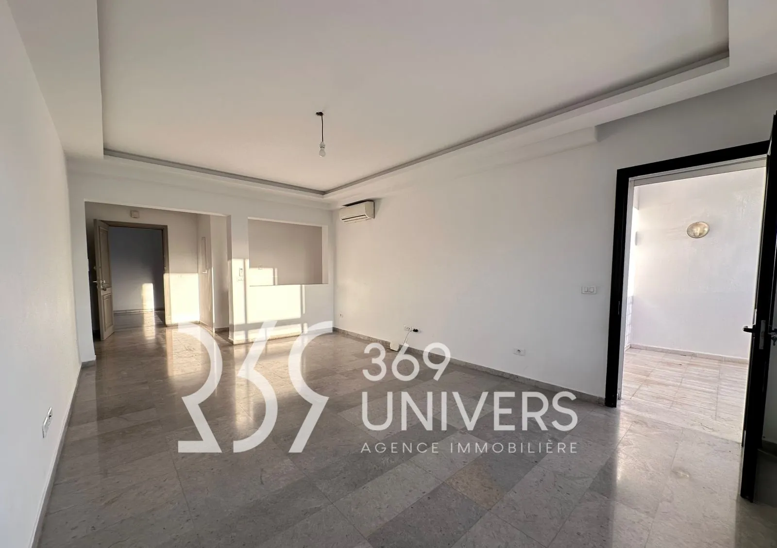 Appartement avec balcon à La Marsa REF RA160