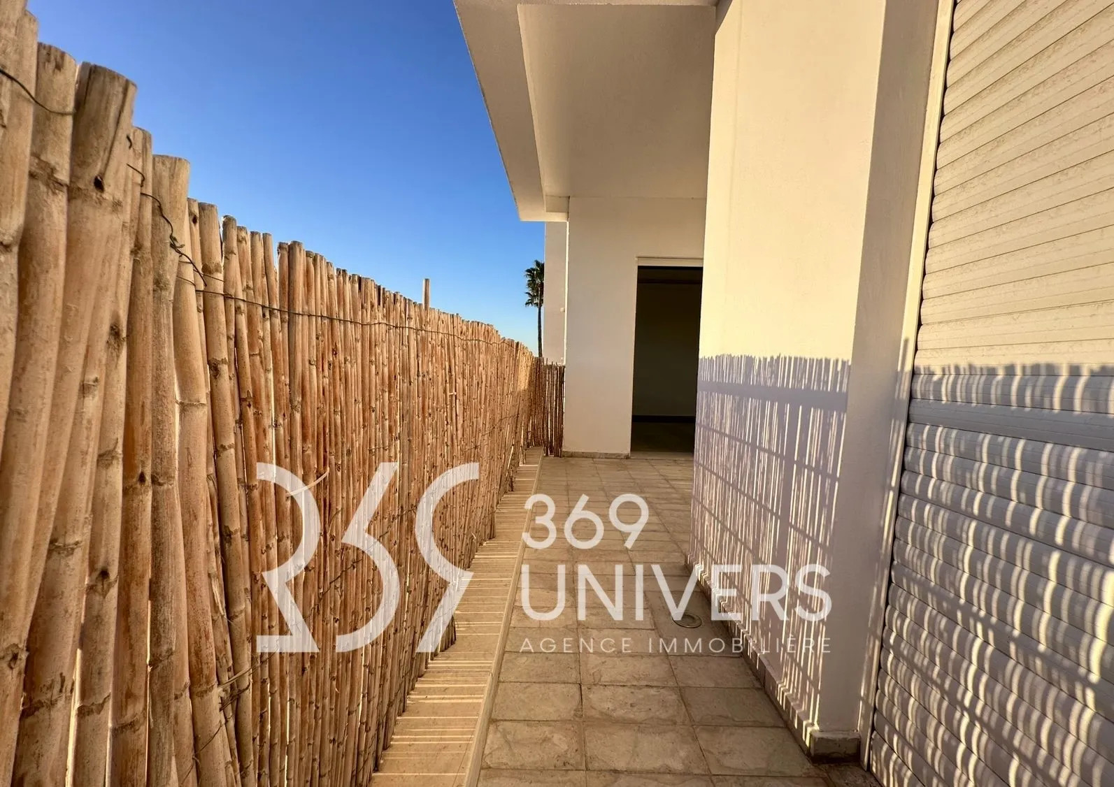 Appartement avec balcon à La Marsa REF RA160