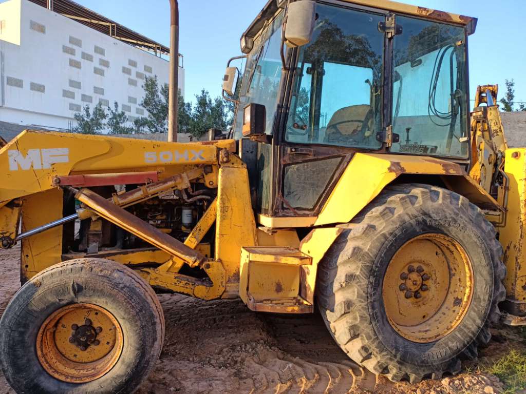 Tracks MF 50