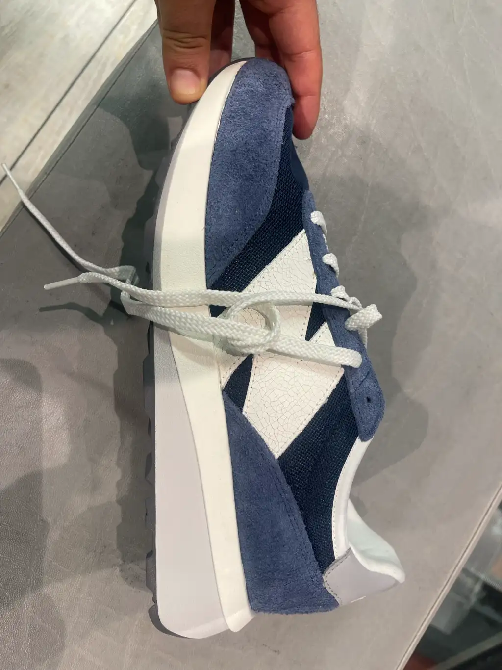 New Balance U370