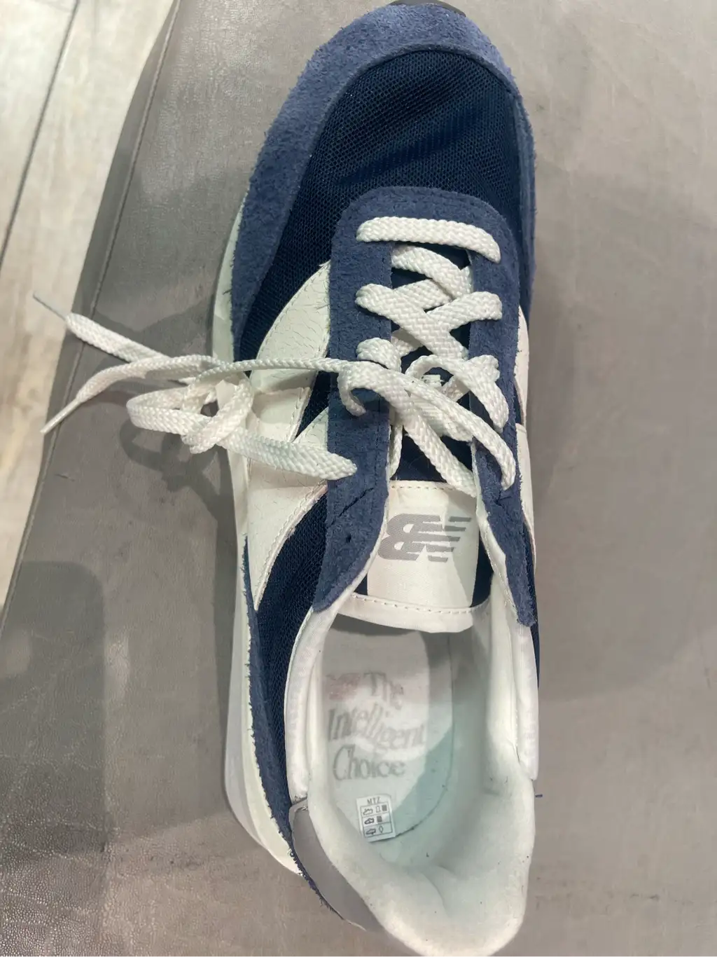 New Balance U370