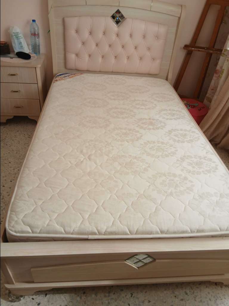 Chambre à couché avec 2 lit 