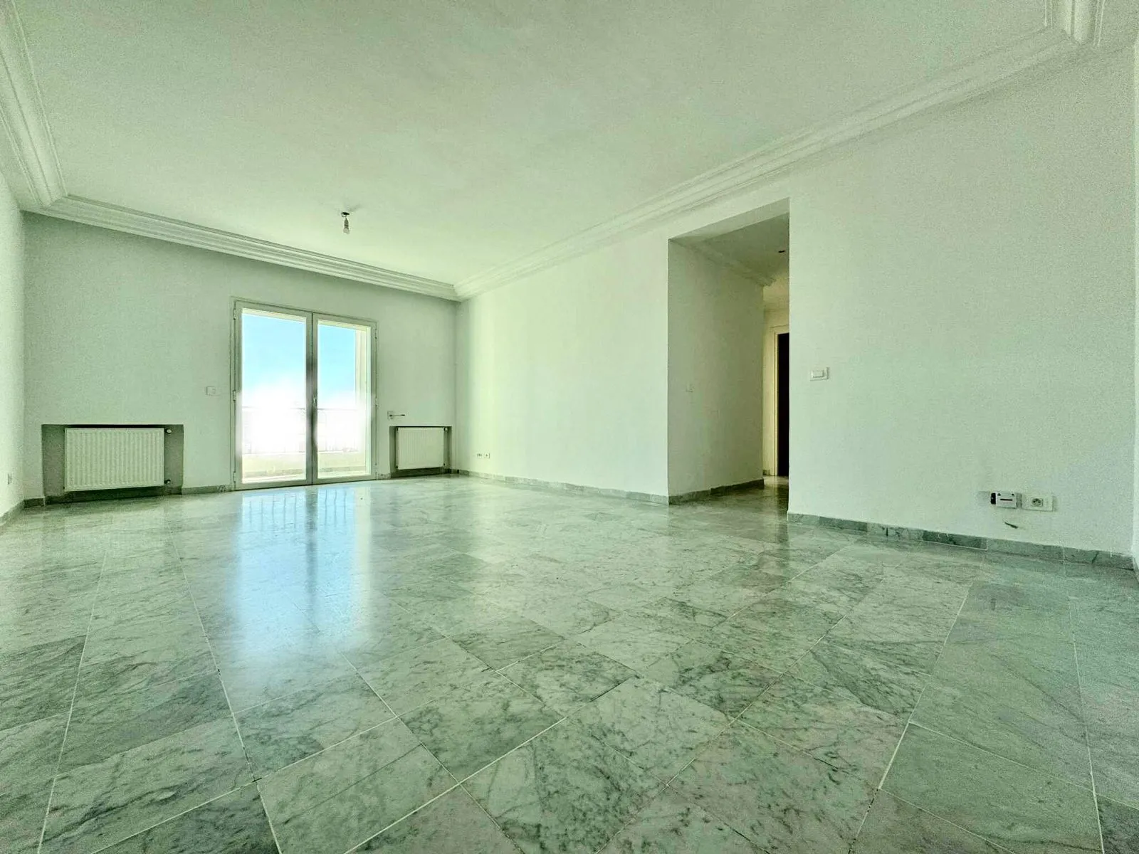 A Louer Appartement S+3 à Jardin d'el Menzah 2