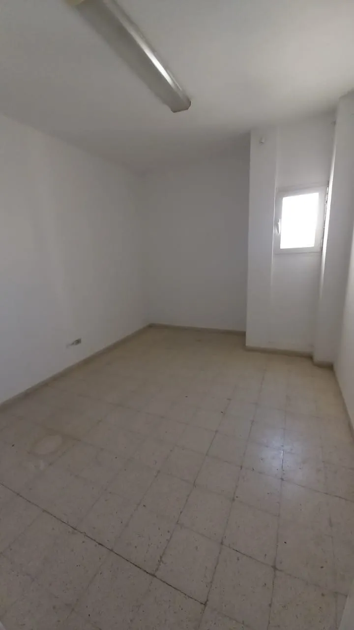 AL Bureaux S4 ariana 700dt