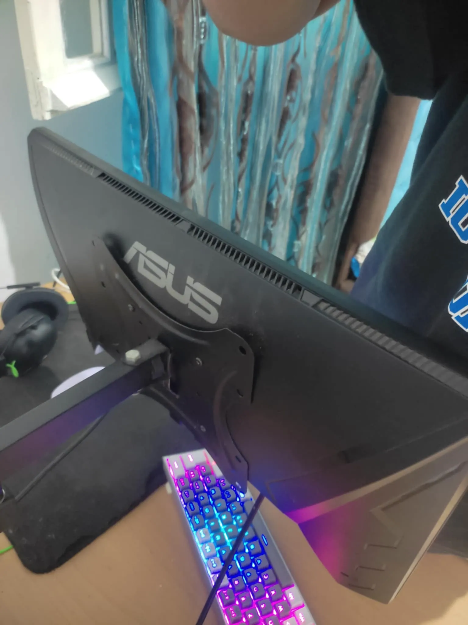 Asus Tuf 24 180hz
