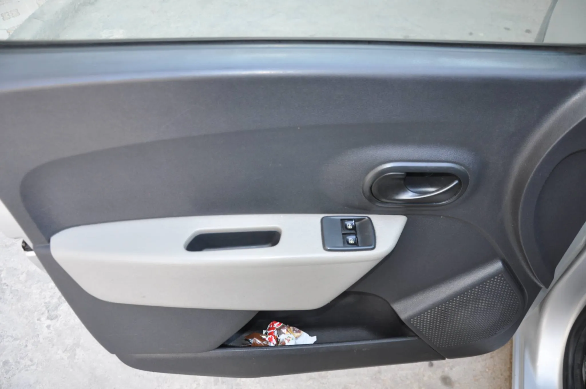 DACIA DOKKER Tél 92.951.221