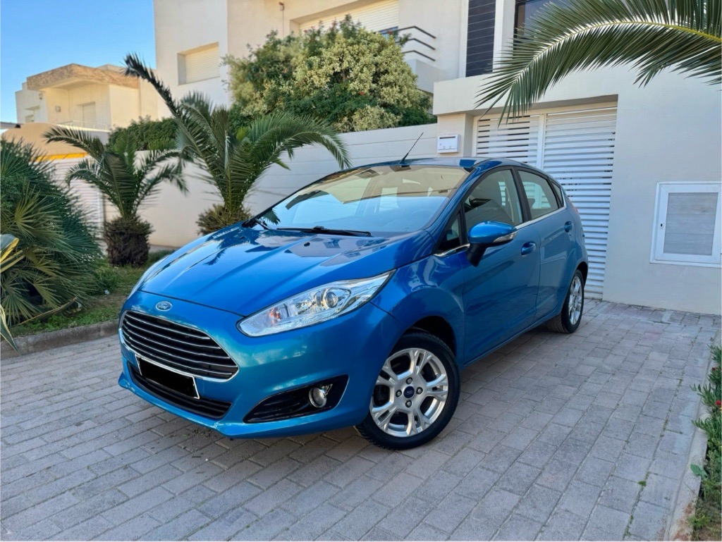 FORD FIESTA Titanium 2