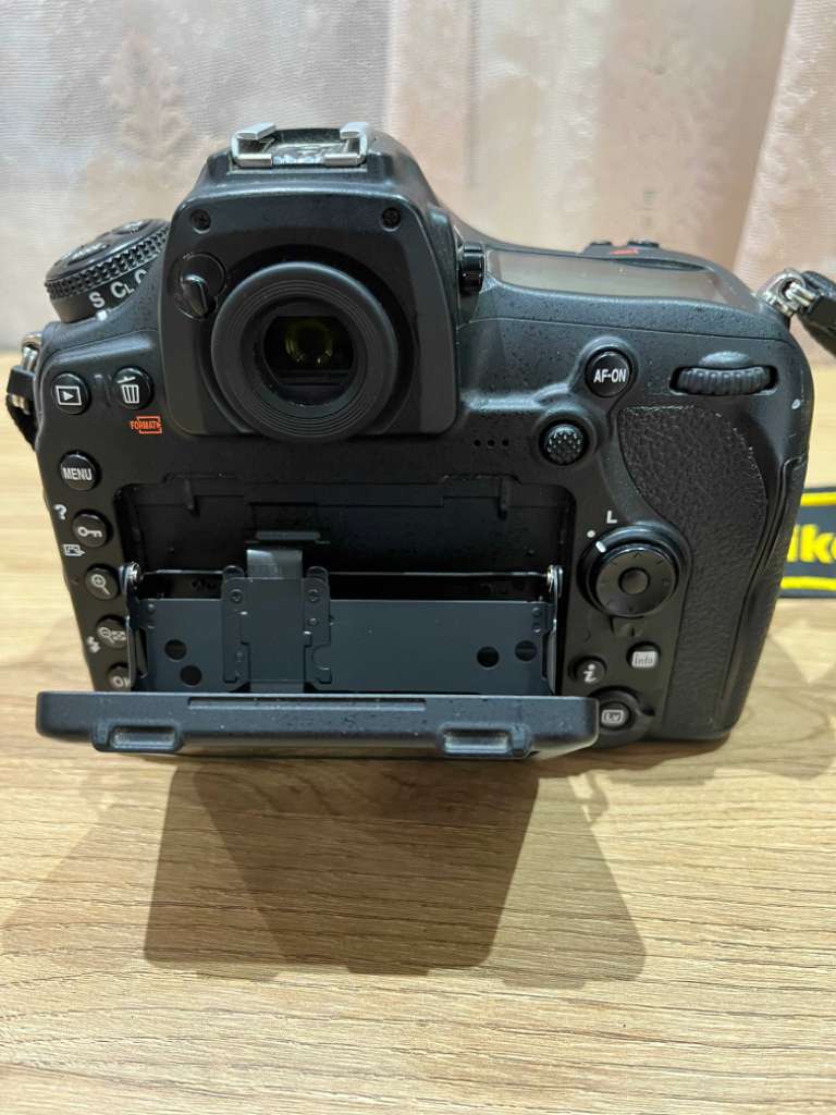 Nikon D850