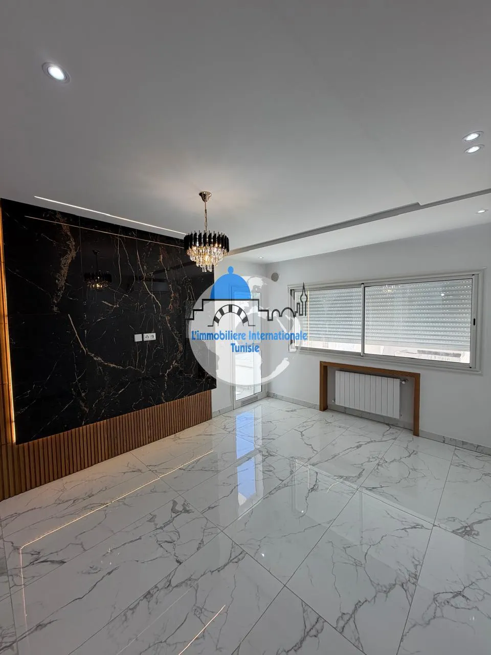 Appartement de luxe S+1 à louer à -Khzema 