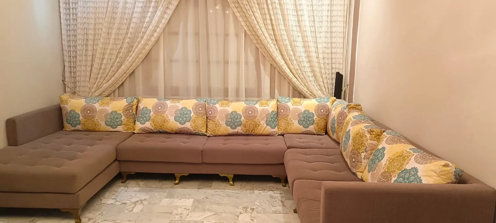 A vendre sejour tres peu utilisé