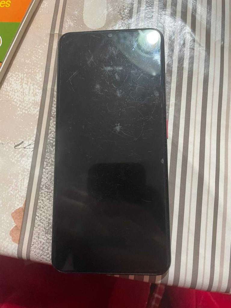 Zte blade a35e bon état 180dt